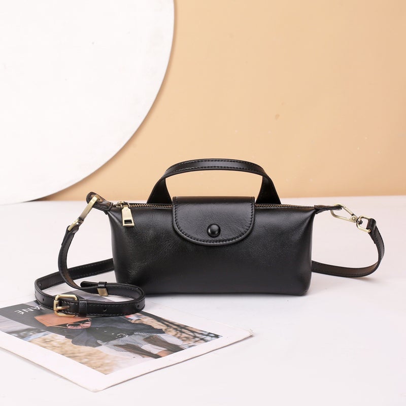 New Hand-carried Vegetable Tanning Top Layer Imported Cowhide Dumplings Dragon Inlay Simple Shoulder Crossbody Small Bag Black
