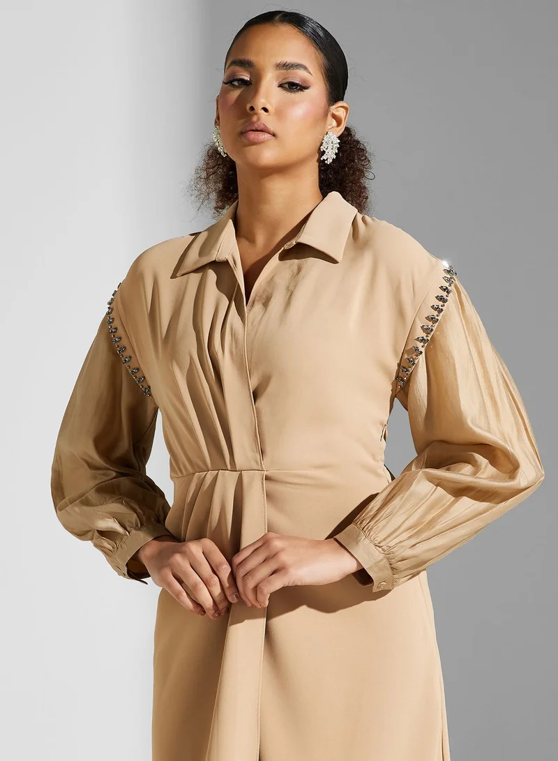 Montania Collared Midi Dress