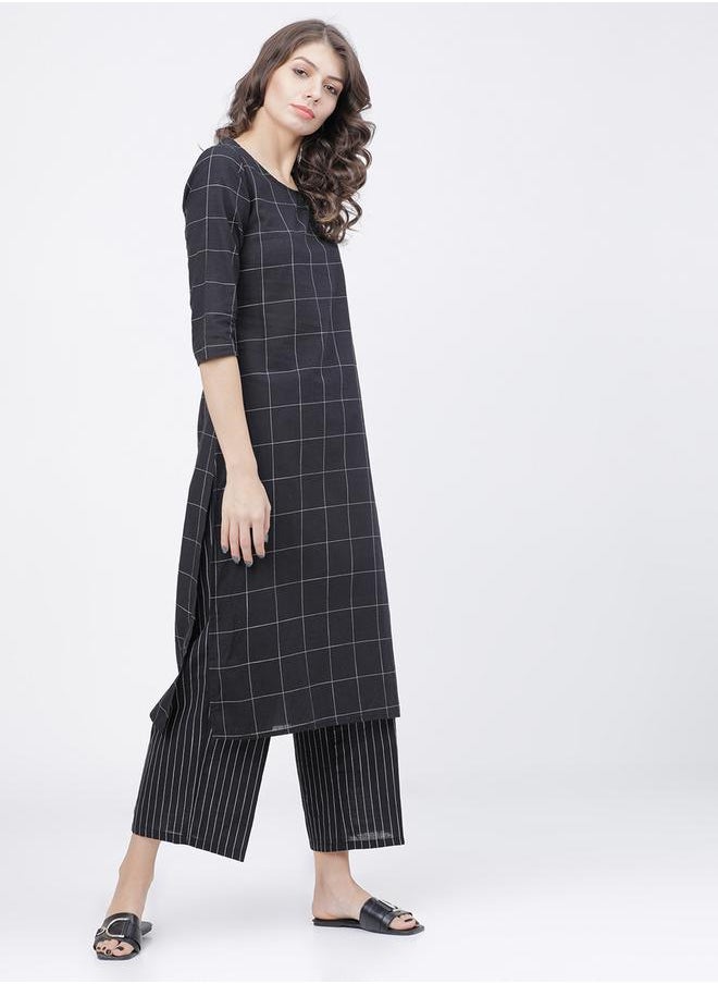Vishudh Women Black & Off-White Checked Straight Kurta by Styli  - Image 5