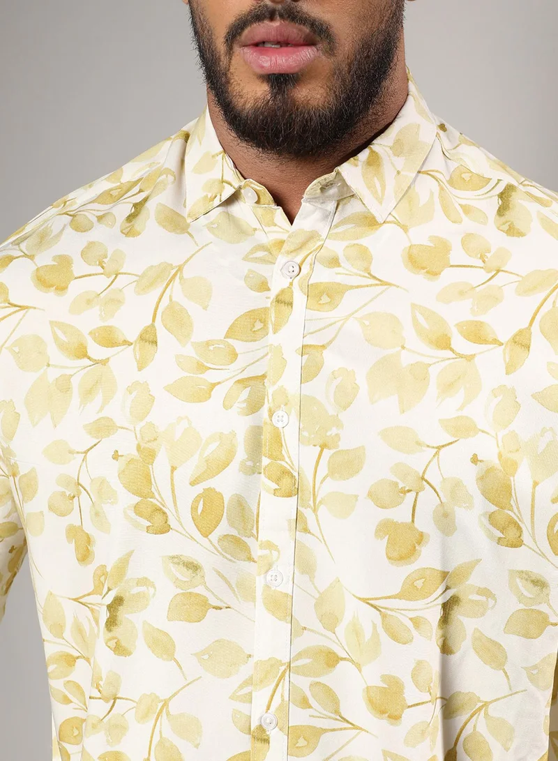 Instafab Plus Instafab Plus Men's Yellow Artistic Foliage Print Button Up Plus-Size Fit Shirt For Casual Wear | Heavy Rayon Spread Collar Shirt Crafted With Regular Sleeve & Comfort Fit For Everyday Wear