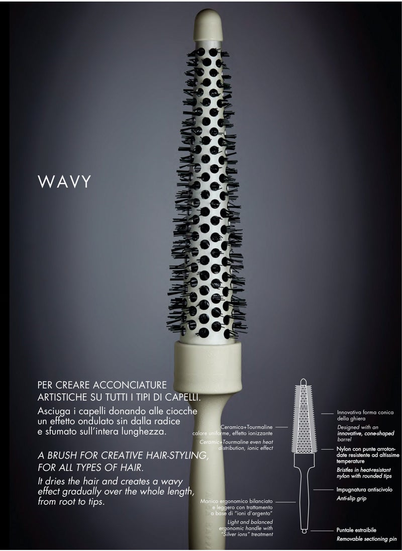ACCA KAPPA - WAVY NYLON BRISTLE STYLING BRUSH - Image 1
