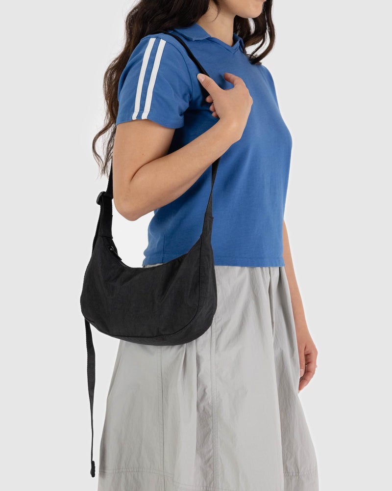 BAGGU Small Nylon Crescent Bag - Black - Image 2