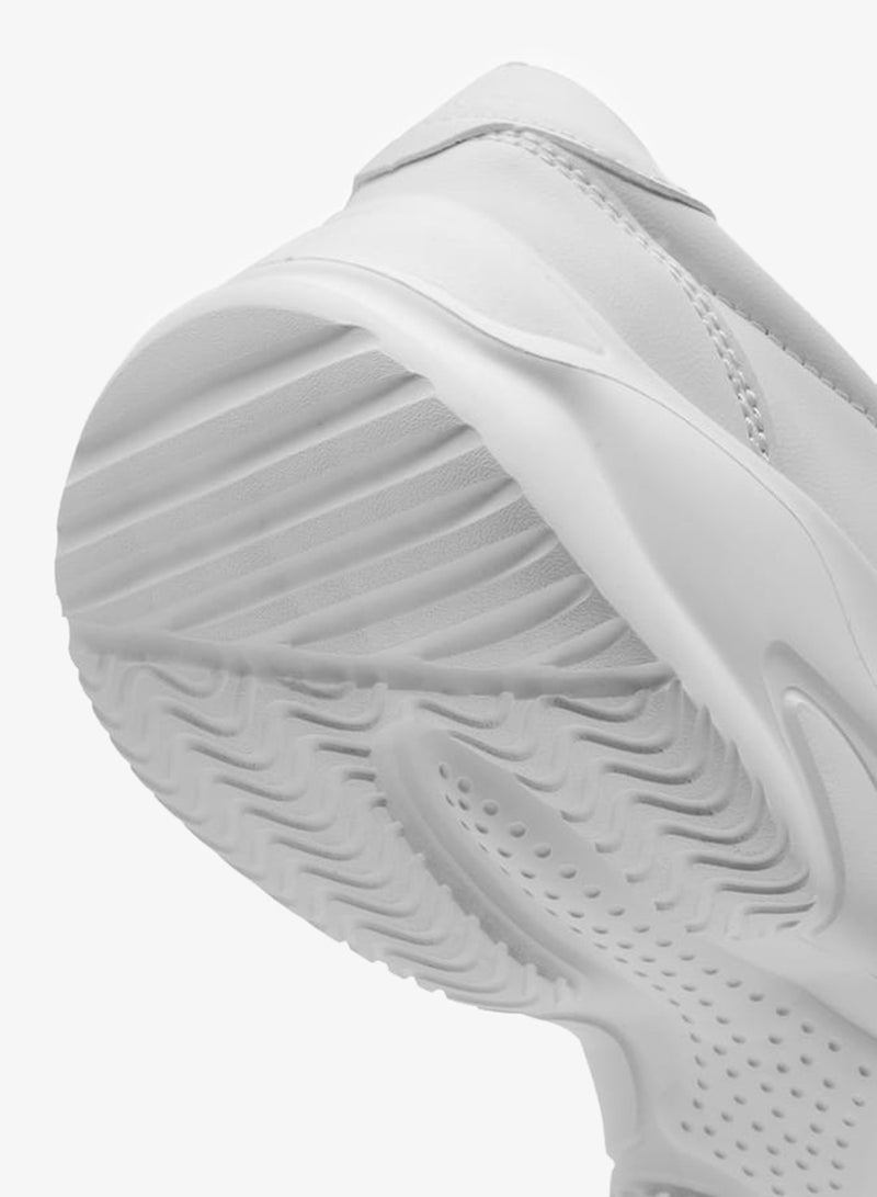 سيليست سنيكرز نسائي سهل الارتداء بتفاصيل مقصوصة ونعل سميك - Image 5