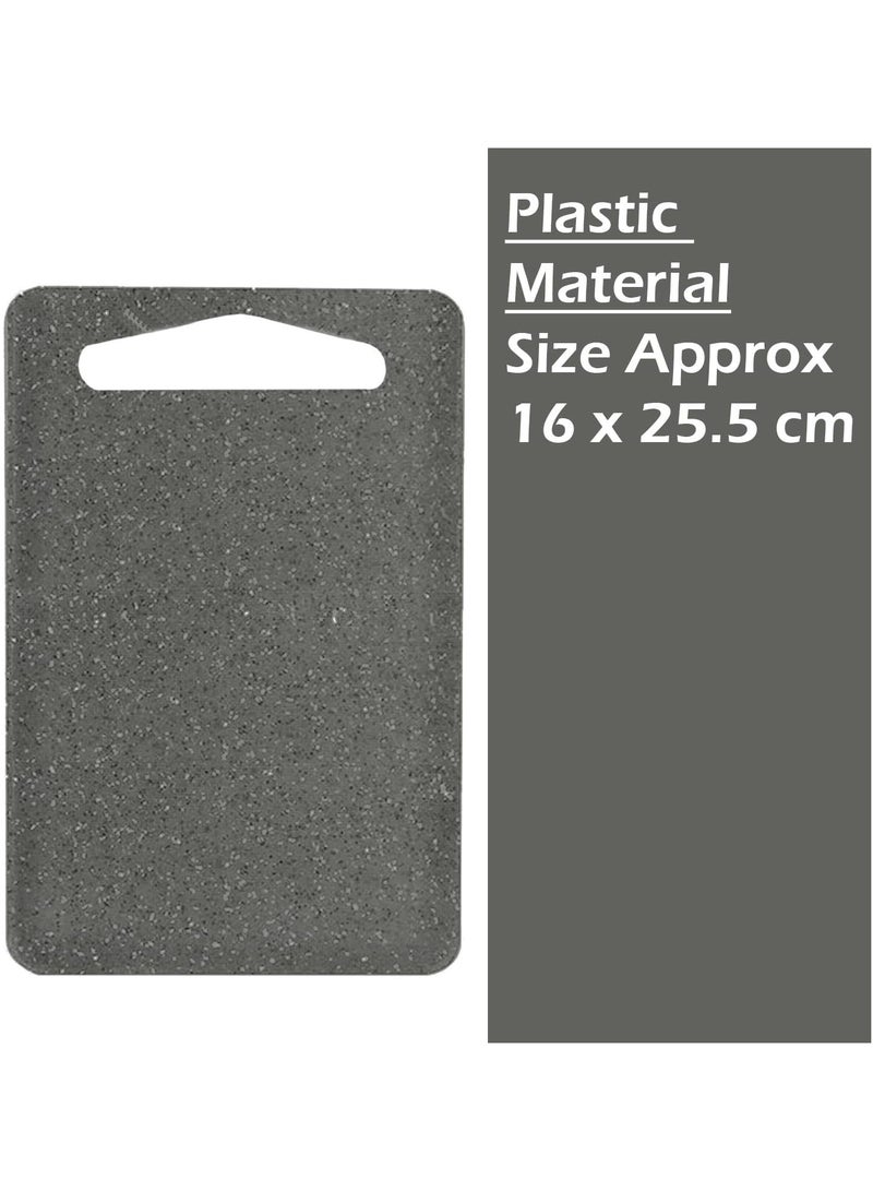 استريكو لوح تقطيع بلاستيكي بتصميم رخامي، خفيف الوزن ومقاوم للبقع، متعدد الأغراض لتقطيع الفواكه واللحوم والخضروات والسلطة (16 × 25.5 سم) - Image 4