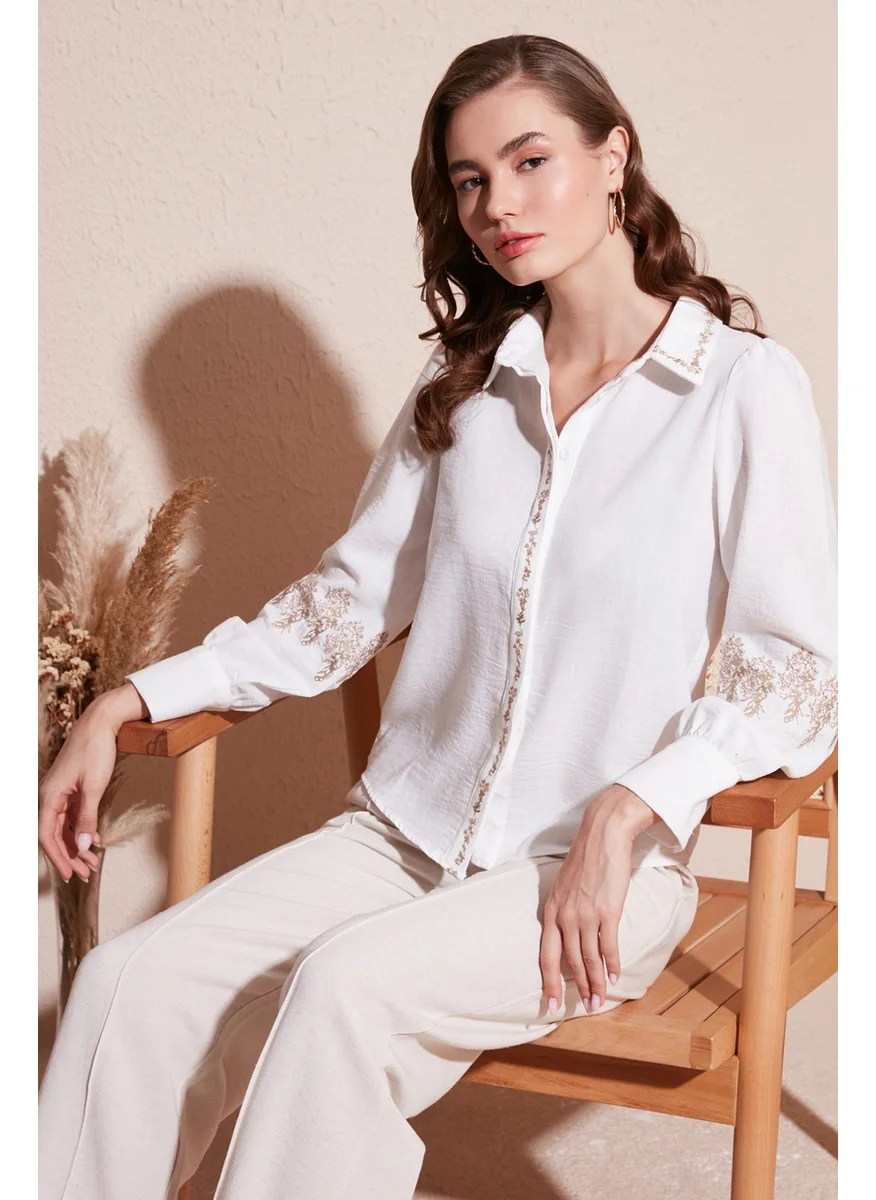 Lela Regular Fit Embroidered Shirt Women's Shirt 611GO0201