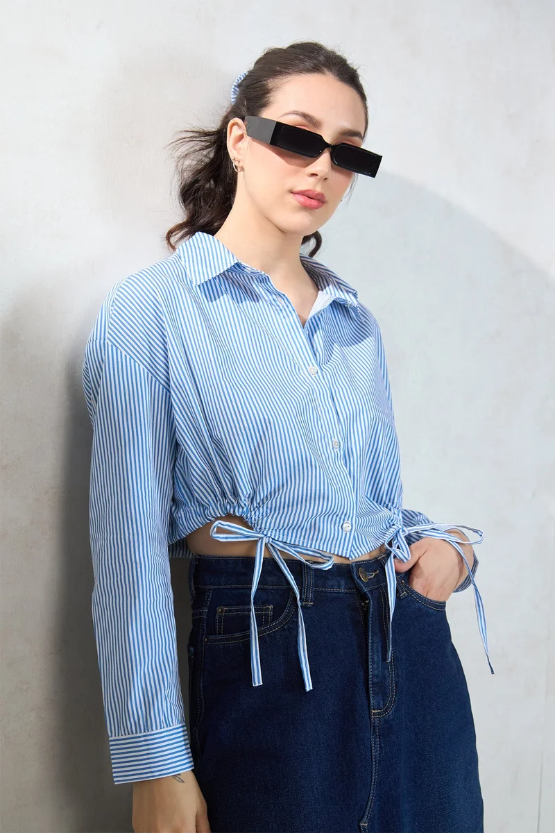 فيرجيو قمصان نسائية مخططة بياقة مريحة من القطن مع رباط عند الأطراف