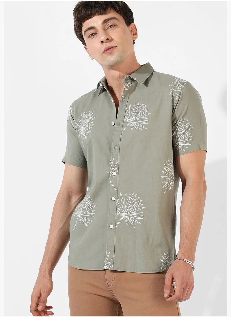 Campus Sutra Printed Spread Collar Short Sleeve Shirt