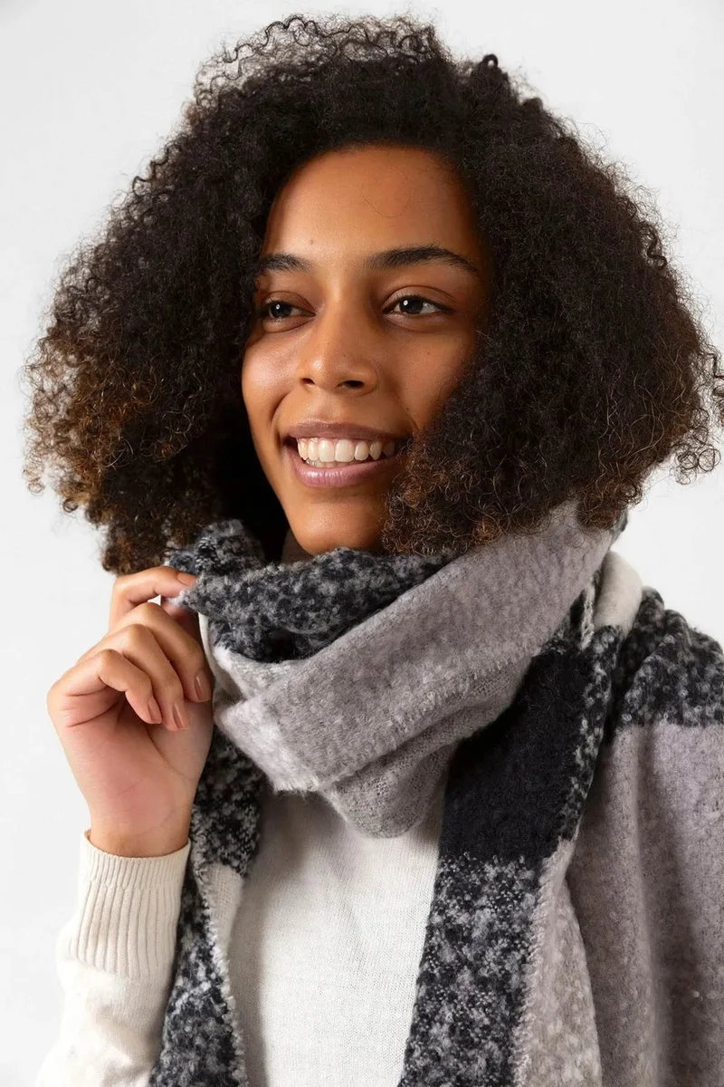 ريمسا Tassel Boucle Scarf Shawl 44X195 cm 1283 Black
