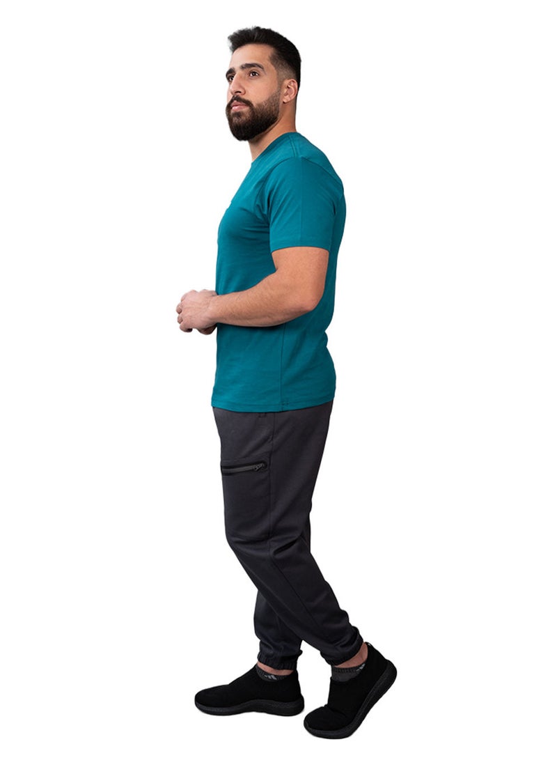 GIORDANO Men's Cotton Signature Print Slim Fit Tee - Image 4