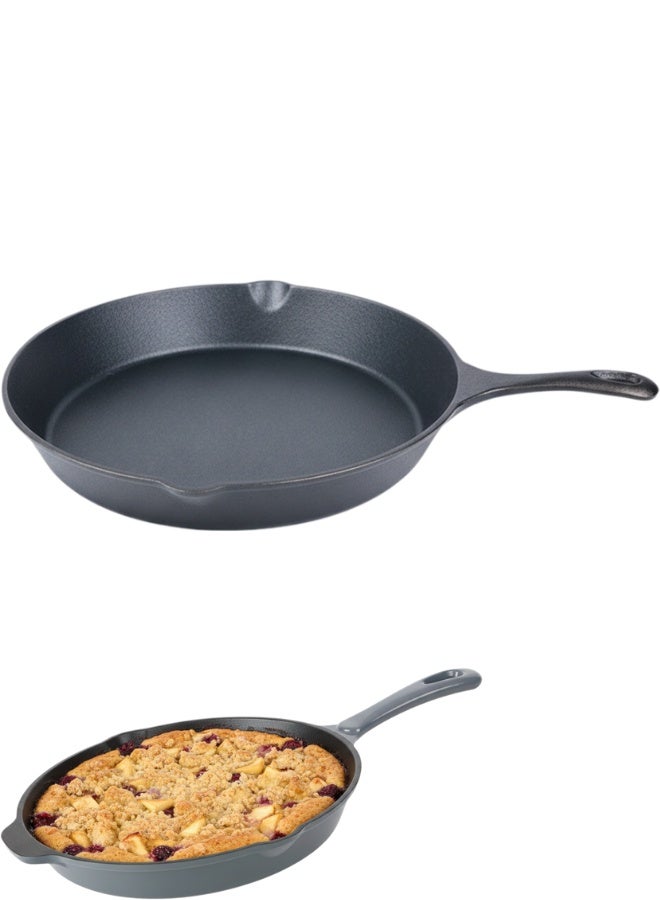 مقلاة حديد زهر Cast Iron Skillet بحجم 10 إنش للطهي والشوي والقلي مع توزيع حرارة متساوي واحتفاظ حراري عالي – مقلاة طهي ثقيلة بيد مريحة وصنبور صب جانبي للشوربة والزيوت – مناسبة للموقد الغاز والكهرباء والاندكشن والفرن حتى درجات حرارة عالية – مقلاة غير لاصقة بعد التتبيل وممتازة لتحمير اللحوم والخضروات والبيض والبانكيك وتحضير الفاهيتا والأطباق المشوية داخل المنزل وخارج المنزل وعلى الشواية والمخيم – متينة تدوم لسنوات ومصممة للطهاة والمستخدمين المحترفين وتوفر أداءً ثابتًا للطهي الصحي - Image 2