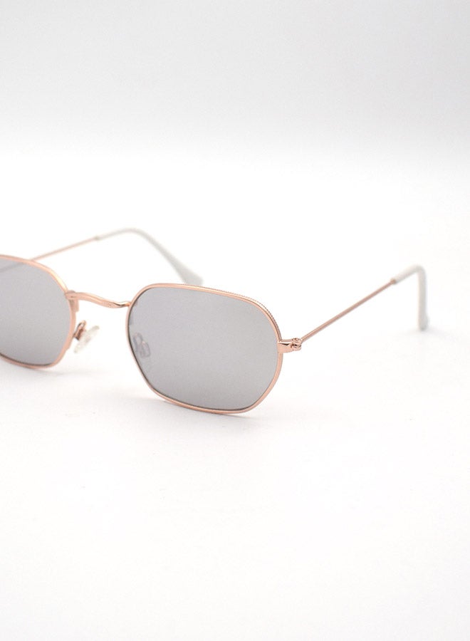 STYLEYEZ Fashion Sunglasses - Lens Size: 52 mm - Image 4