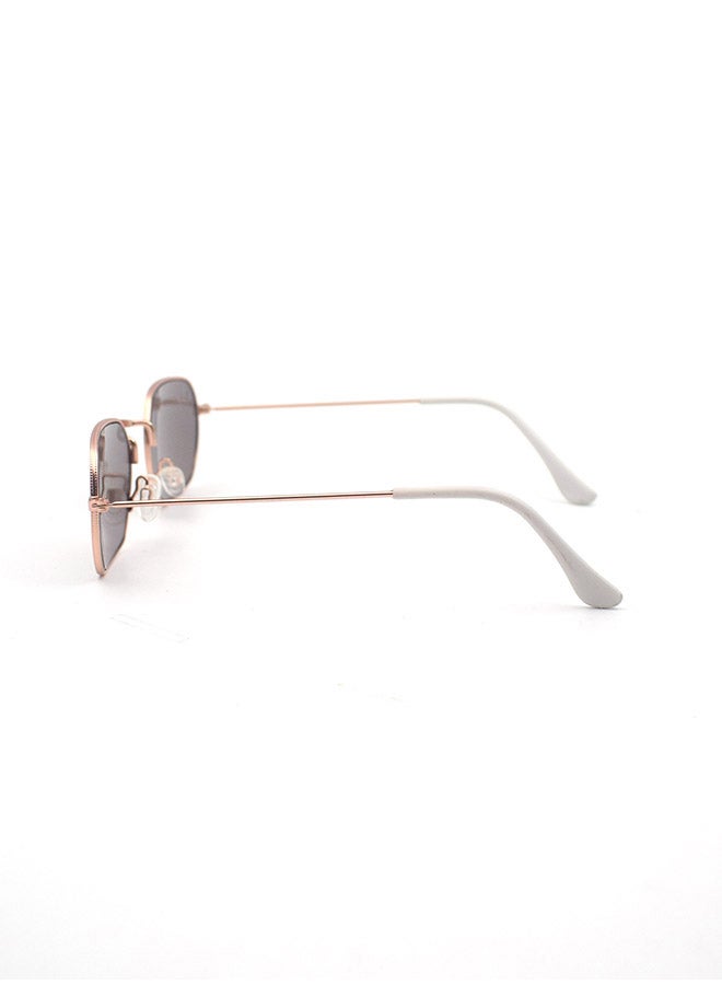STYLEYEZ Fashion Sunglasses - Lens Size: 52 mm - Image 3
