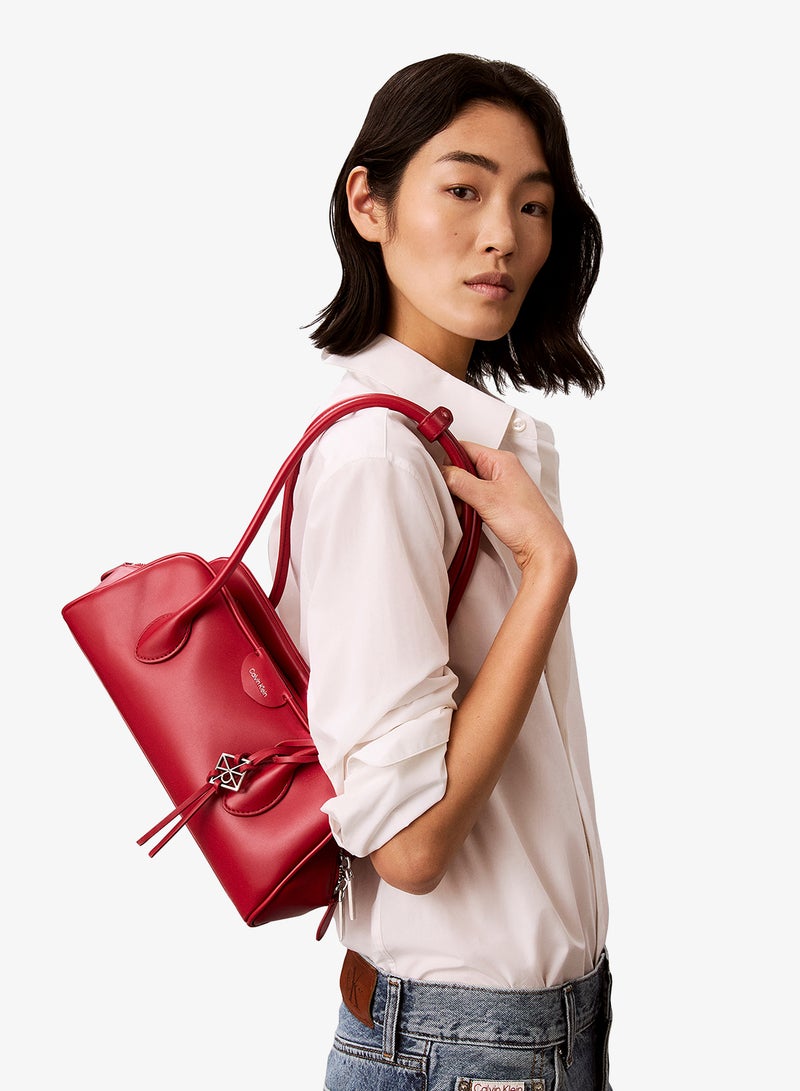 CALVIN KLEIN Trio Compartment Shoulder Bag - Image 4