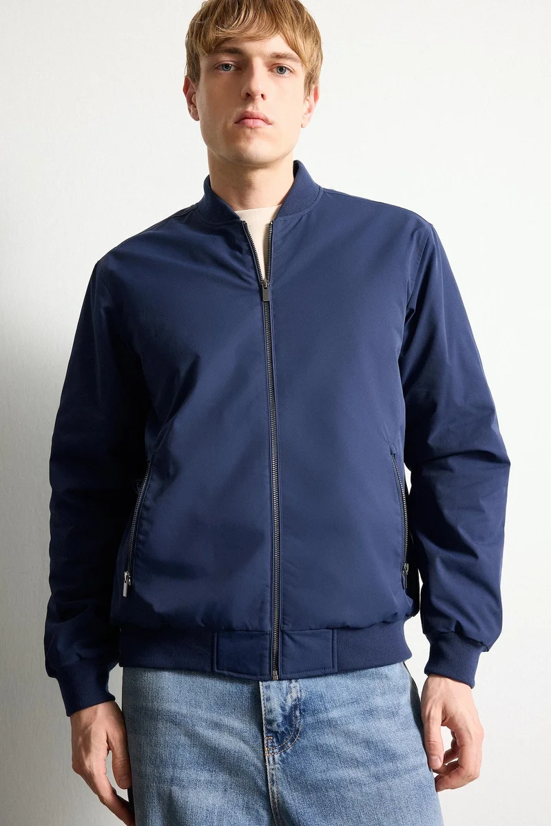 ديفاكتو Regular Fit Waterproof Bomber Jacket