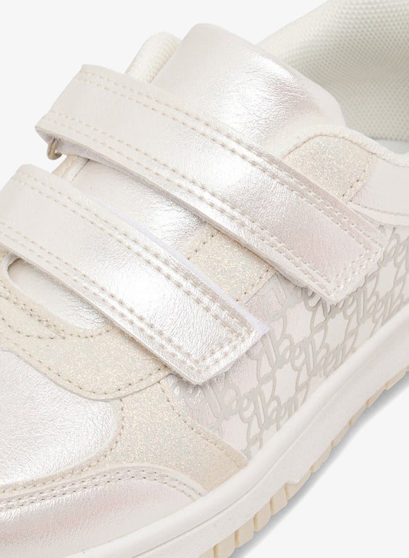 باربي سنيكرز بناتي بطبعات وإغلاق بشريط لاصق - Image 4