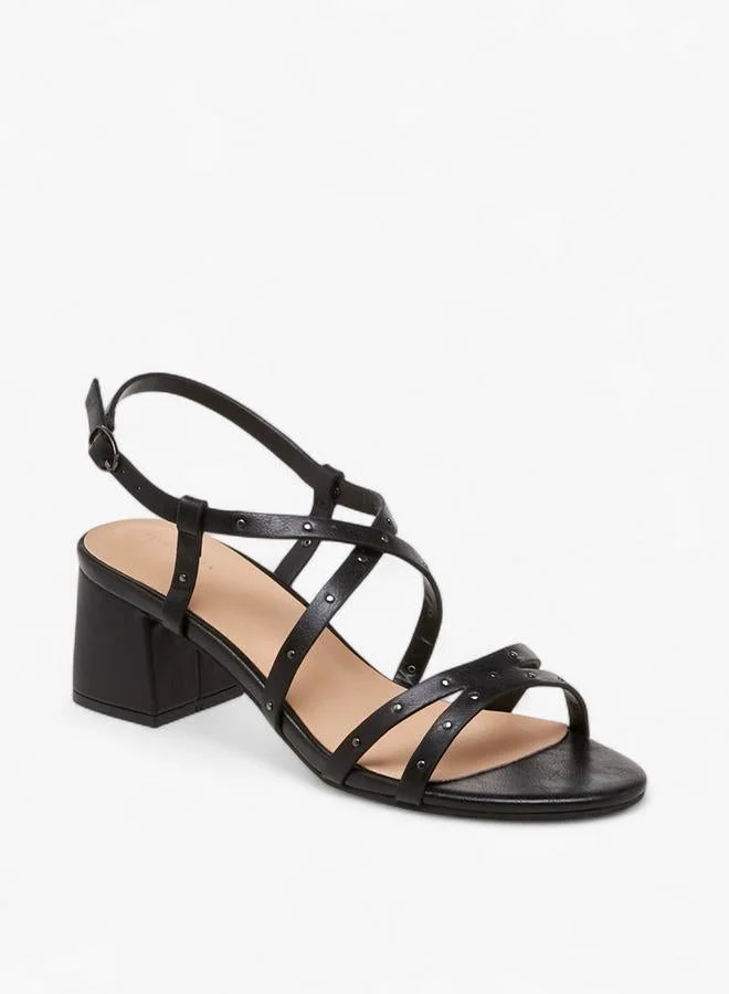 فلورا بيلا من شو إكسبرس صنادل نسائية بحزام متقاطع