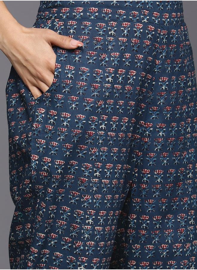 Libas All-Over Print Gotta Patti Kurta and Mid Rise Trousers Set by Styli  - Image 5