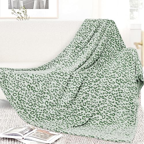 SEEGU Sage Green Blanket Soft Cozy Olive Green Fleece Blankets Lightweight Fuzzy Blankets and Throws for Travel Camping Couch Bed 50x60inch - Image 3