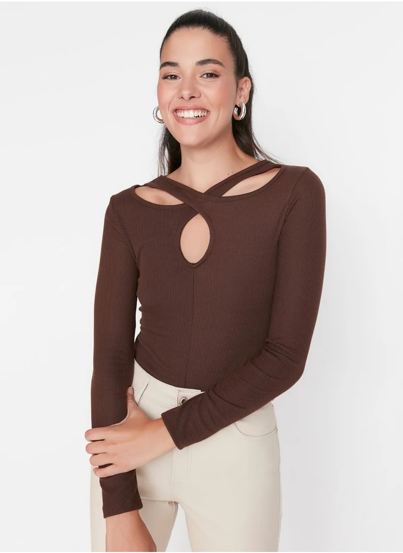 trendyol Cut Out Ribbed Body