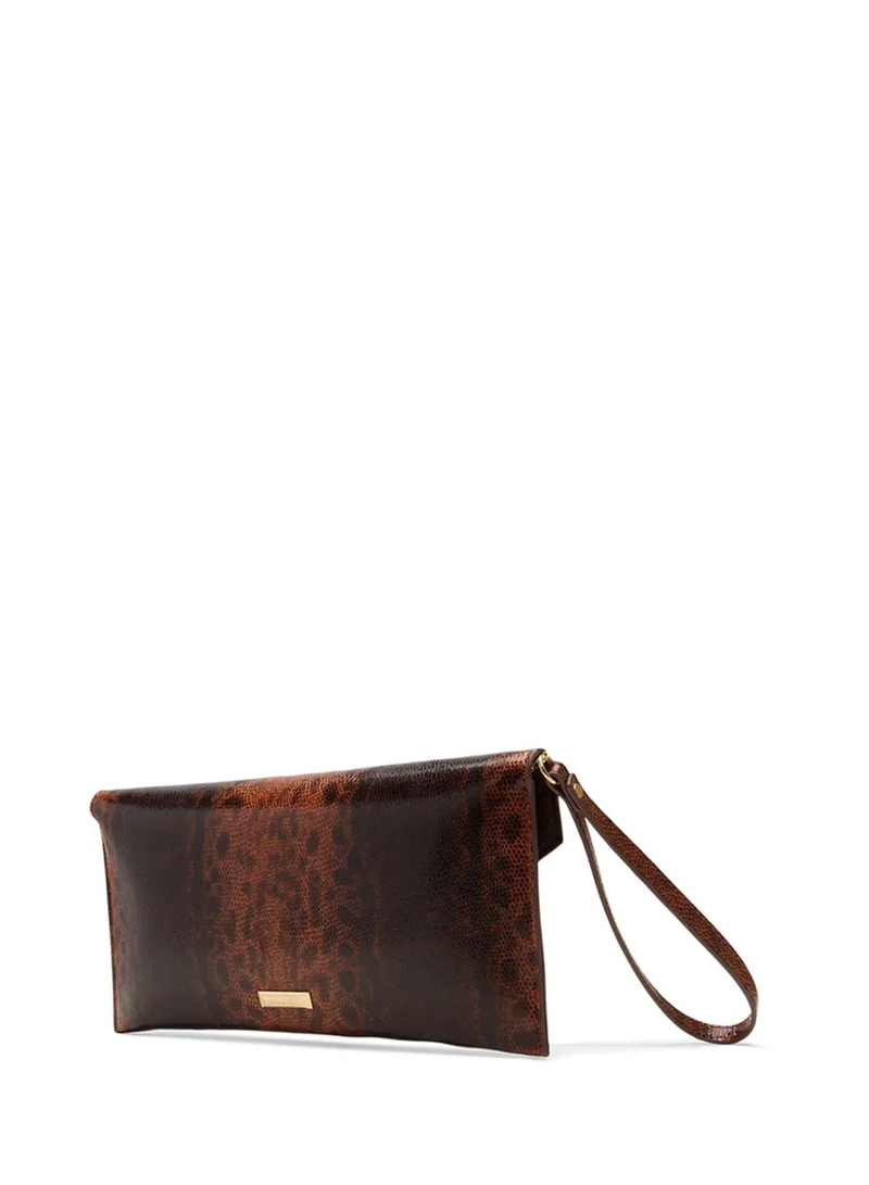 الدو Flap over quilted clutche