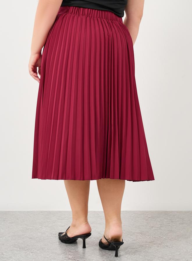 Styli Plus Pleated Midi Skirt with Overlap Detail - Image 4