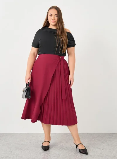 Styli Plus Pleated Midi Skirt with Overlap Detail