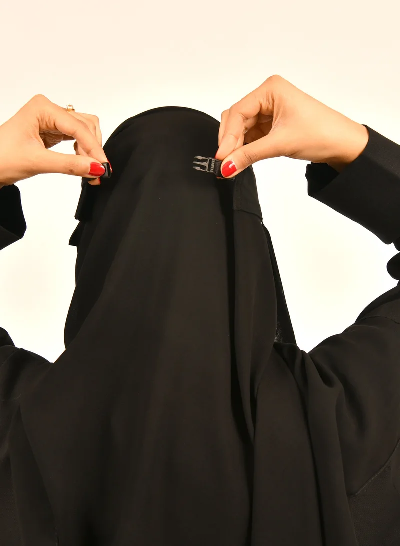 HAWRAA ABAYA Niqab with a closure piece