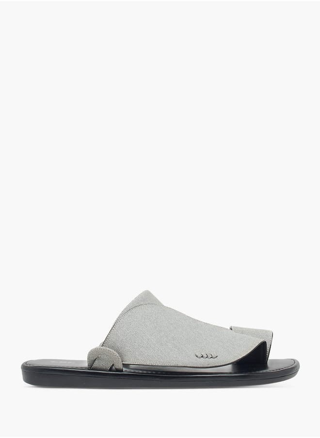 LBL by Shoexpress Men Textured Slip-On Arabic Sandals with Toe Loop Detail  - Image 2