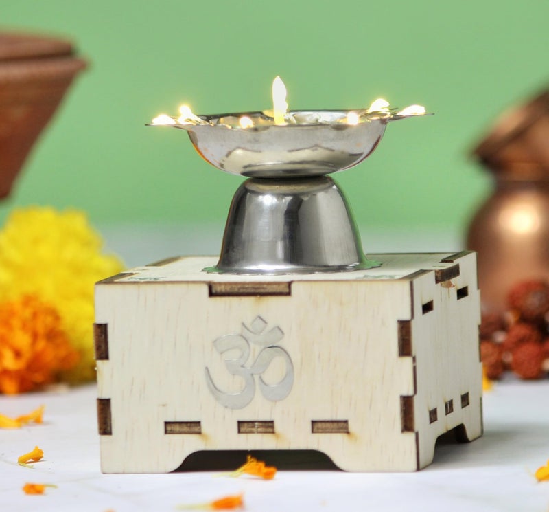 SolarBasket Akhand Solar Diya for Puja,Temple,Home Decoration 8 Bati(Vat) Battery Operated Light Steel Gifting Diva for Pooja,LED Wicks Jyoti Aarti Niranjan/Deepak (Pack of 1), Silver - Image 2