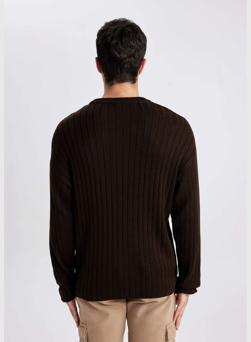 DeFacto سويت شيرت محبوك بياقة دائرية مريحة - Image 5