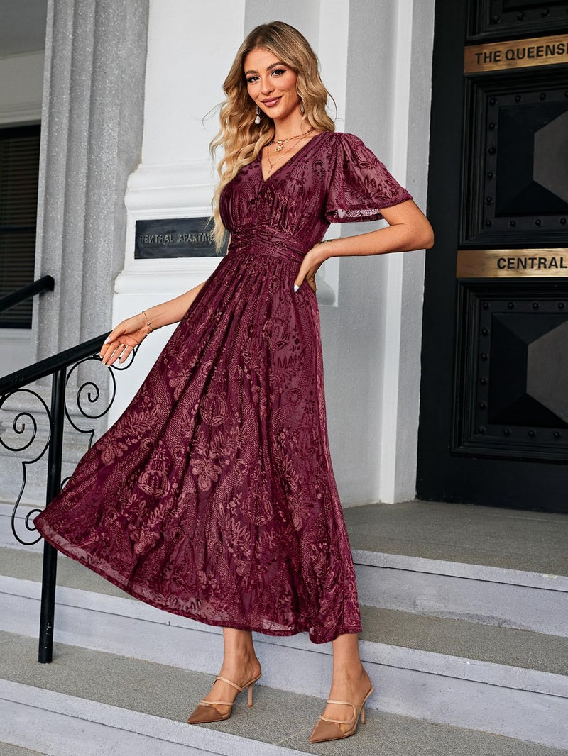 Simplee Apparel فستان ماكسي مخملي نسائي شبه رسمي لحضور حفلات الزفاف مزين بالزهور بخصر إمبراطوري وياقة على شكل V بأكمام قصيرة (بوردو مزهر XL) - Image 4