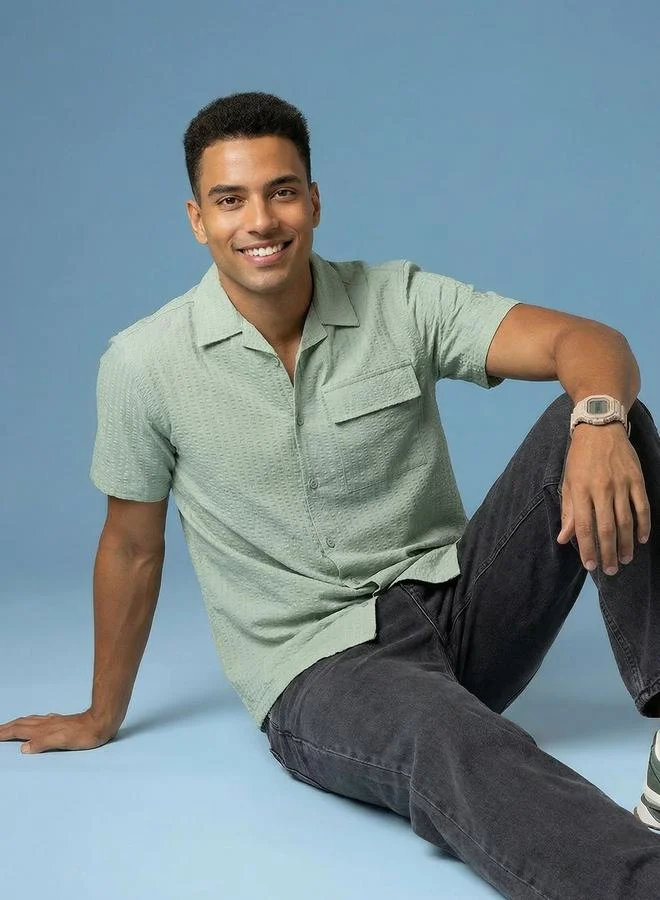 هير أند ناو Men Seersucker Casual Shirt