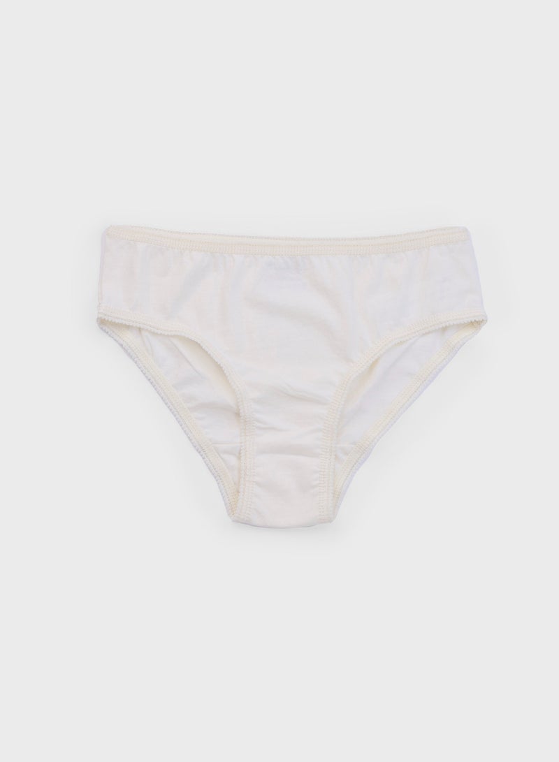 nuego Kids Girls Breathable Brief Pack of 3 Made of Pure Cotton Fabric - Image 2