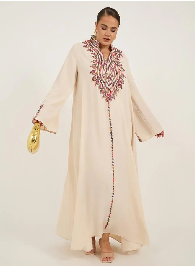 Styli Plus Size Stand Collar Embroidered A-Line Jalabyia