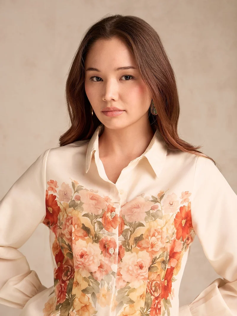 أوجيدر قميص أوف وايت مطبوع بخصر مشدود