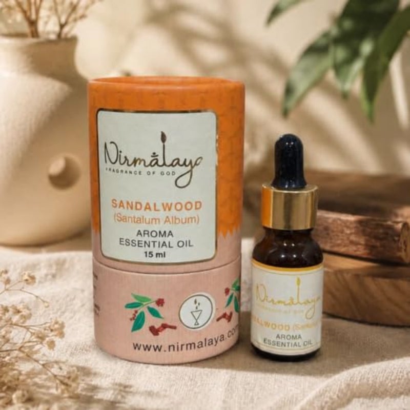 Aromatherapy diffuser oil for home fragrance, pure sandalwood essential oil, natural beige, 100 pure and natural, 15ml bottle - Image 1