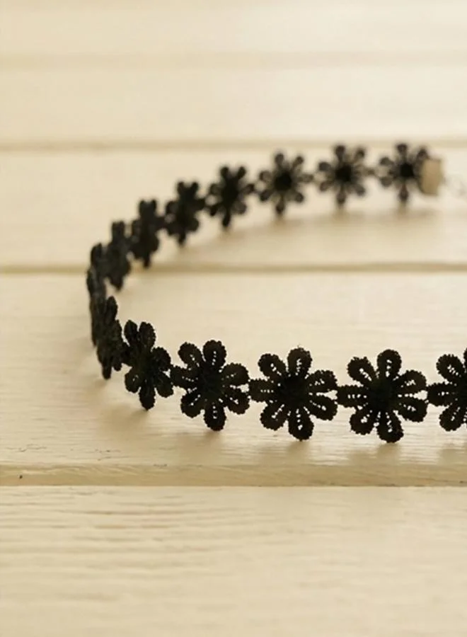 تايك تو Lace Choker Necklace