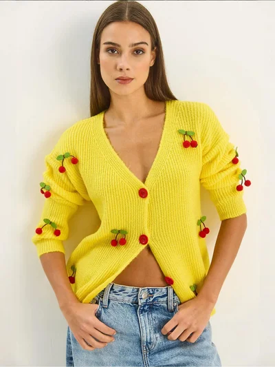 Bianco Lucci LUCCI V-Neck Fruit Embroidered Knitwear Cardigan