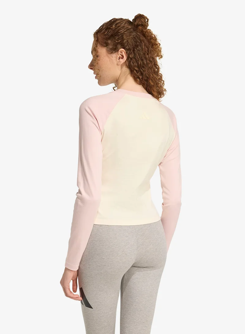 اديداس Cat Patch Graphic Long Sleeve T-Shirt