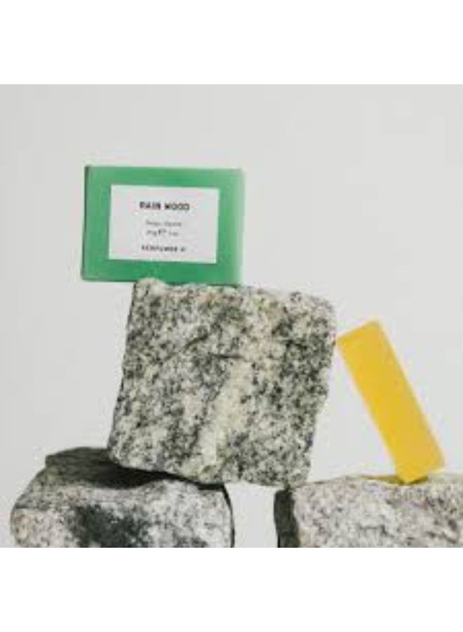 Perfumer H Rain Wood Soap 85g - Image 3