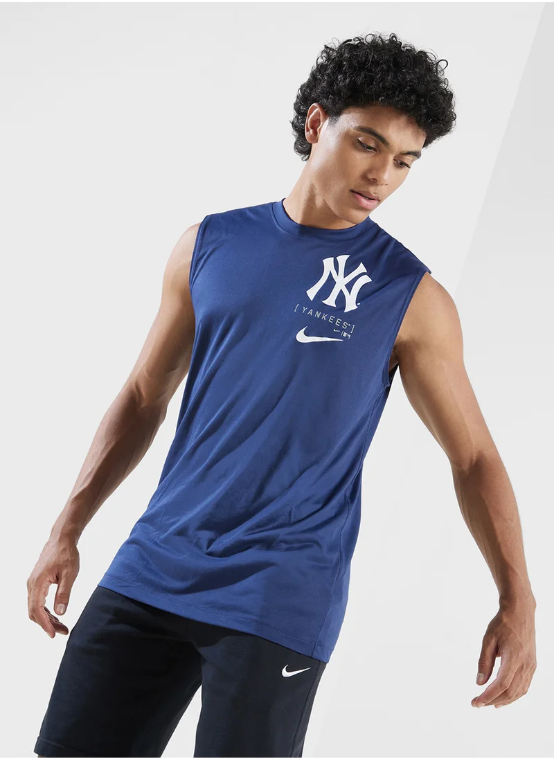 Nike New York Yankees Logo T-Shirt