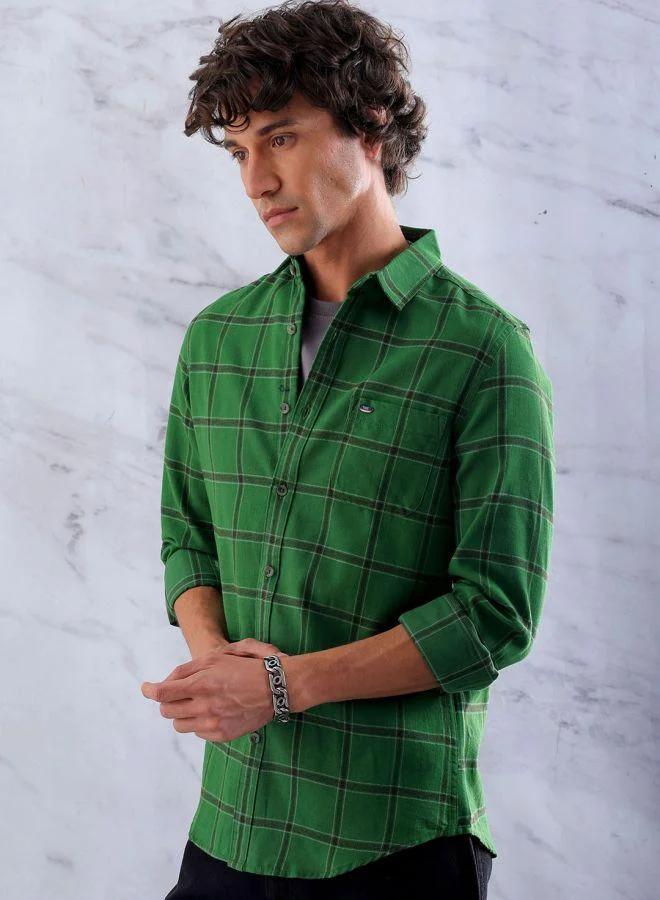 The Indian Garage Co Men Slim Fit Checkered Full Sleeves Cutaway Collar Casual Shirt