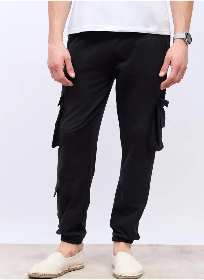 Styli Styli Solid Cargo Joggers with Zipper Pocket