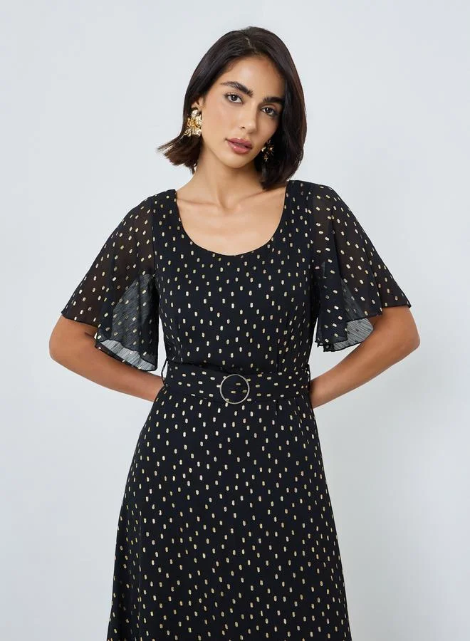 Styli  Black Foil Print Maxi Dress with Belt for Women | Best Price UAE