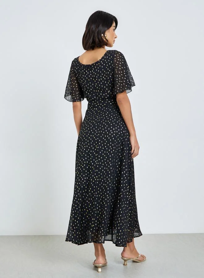 Styli  Black Foil Print Maxi Dress with Belt for Women | Best Price UAE