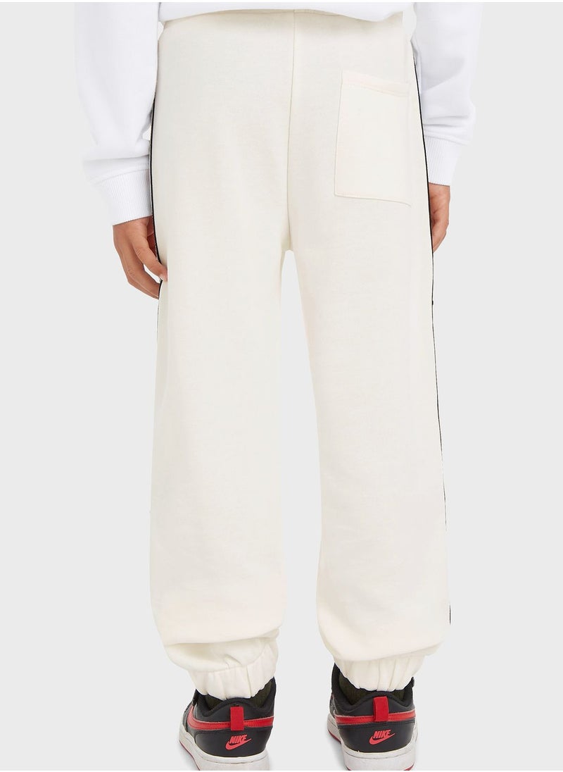TOMMY HILFIGER - Youth Essential Sweatpants - Image 1