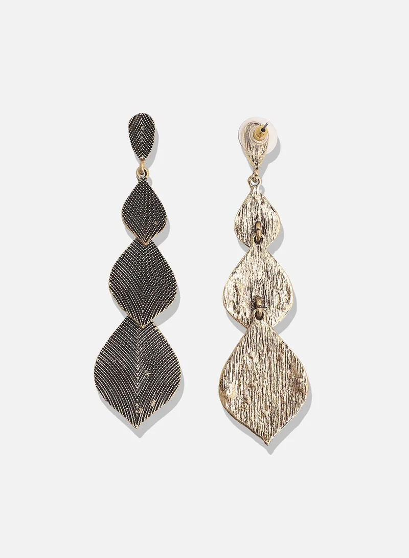 SOHI Intricate Motif Long Artificial Drop Earring Jewellery