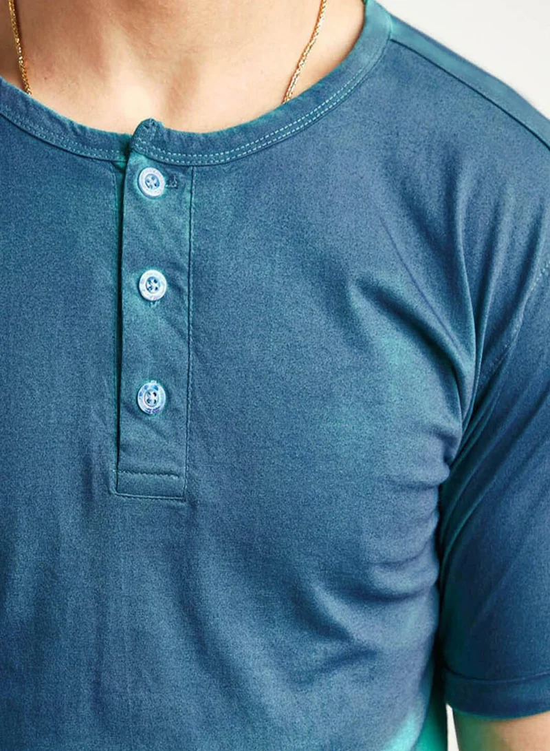 CAHOOT  Men's Aqua Green Ombre Henley T-Shirt for Men | Best Price UAE