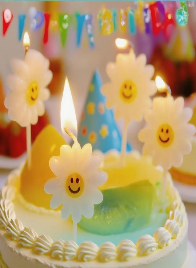 تي-شين شموع عيد ميلاد، شموع كعكة ديزي بيضاء - مجموعة من 5 قطع، زينة كب كيك على شكل زهرة سعيدة مع وجه مبتسم لأعياد الميلاد، وحفلات الزفاف، وحلويات الحفلات - Image 1