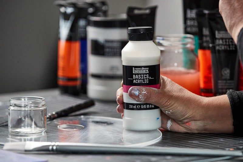 Liquitex BASICS Light Modeling Paste, 250ml - Image 4